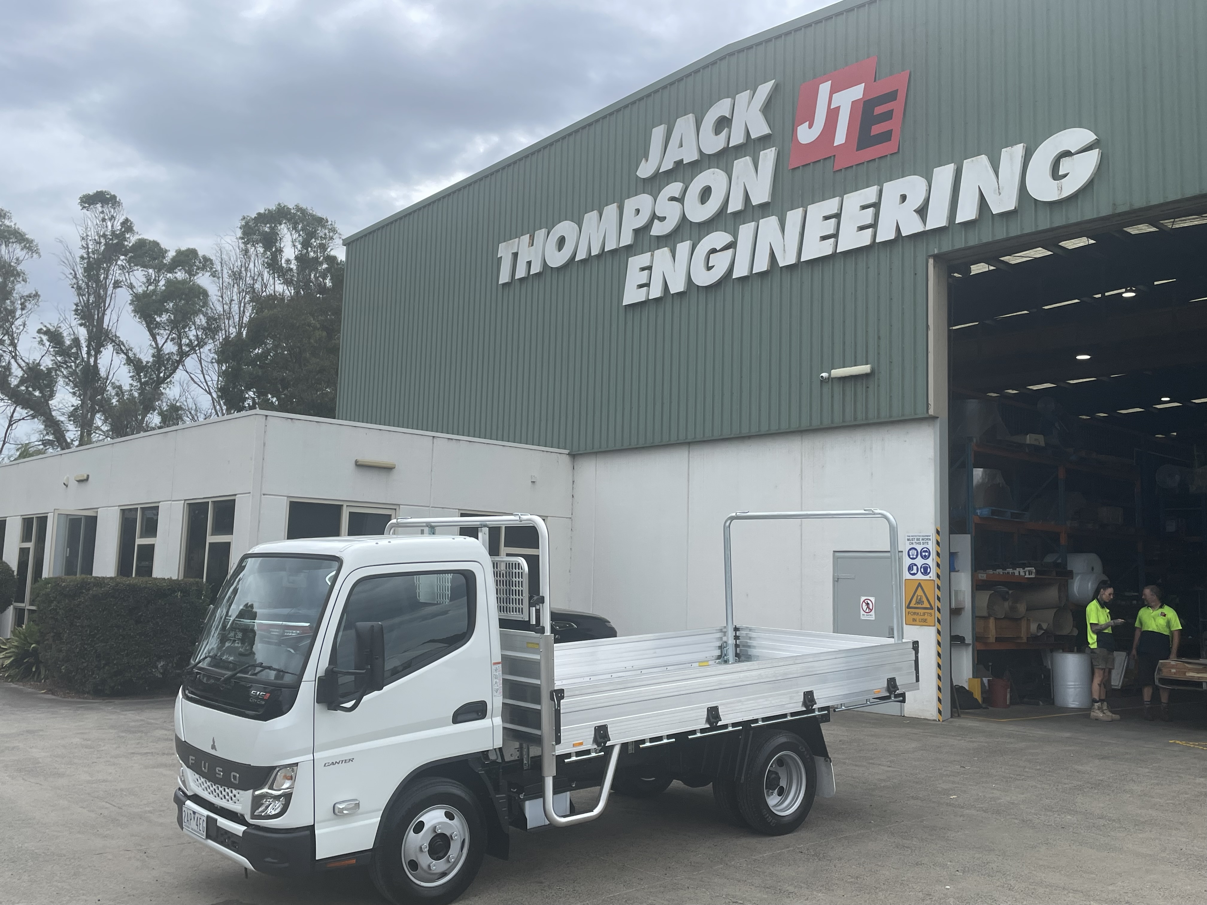 Dandenong JTE Fuso Canter